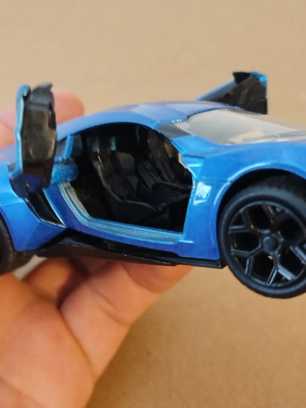JADA lykan  hyperspirt BLUE 1/32 DIECAST MODEL CAR